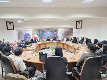 کارگاه آموزشی کودکان و صلح در بستر کتابخانه های عمومی