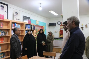 نشست بصیرتی-معرفتی با معرفی کتاب «خانوم ماه»