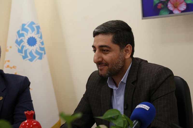 بوشهر بالاتر از میانگین کشوری در شاخصهای کتابخانهای / اجرای ۵۲۸ برنامه به مناسبت هفته کتاب در استان