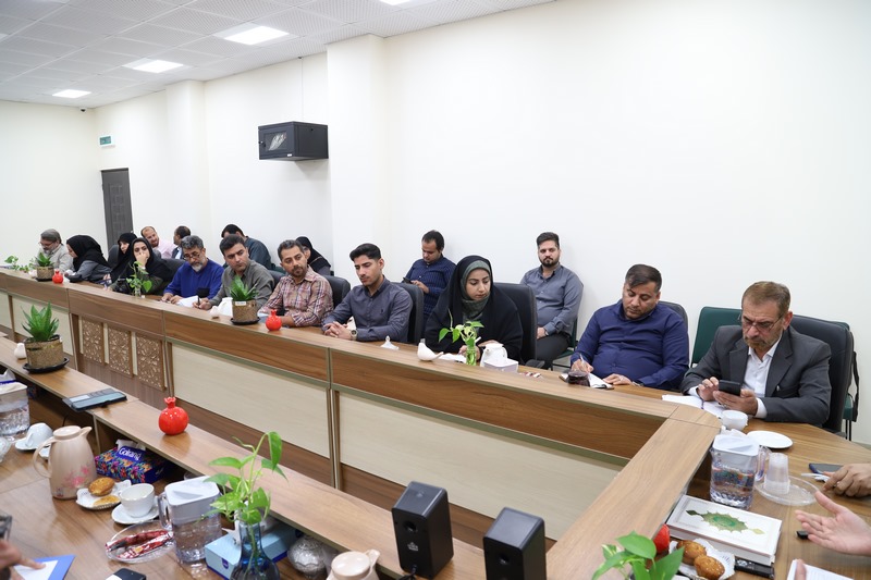 بوشهر بالاتر از میانگین کشوری در شاخص‌های کتابخانه‌ای / اجرای ۵۲۸ برنامه به مناسبت هفته کتاب در استان