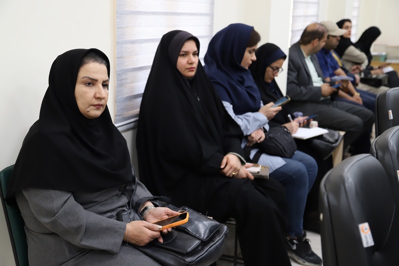 بوشهر بالاتر از میانگین کشوری در شاخصهای کتابخانهای / اجرای ۵۲۸ برنامه به مناسبت هفته کتاب در استان