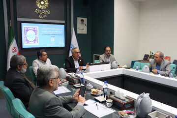 نشست خبری مدیرکل کتابخانه‌های عمومی استان یزد به مناسبت روز کتاب، کتابخوانی و کتابدار