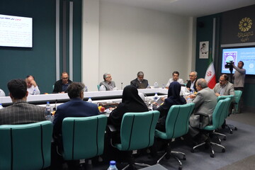 نشست خبری مدیرکل کتابخانه‌های عمومی استان یزد به مناسبت روز کتاب، کتابخوانی و کتابدار