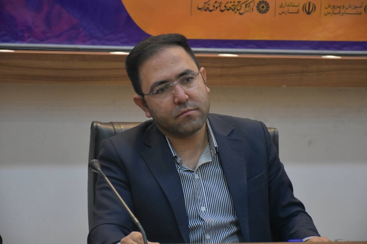 اجرای چهار طرح ترویج کتابخوانی عشایر در فارس/ تلاش برای تحقق عدالت فرهنگی در مناطق محروم استان