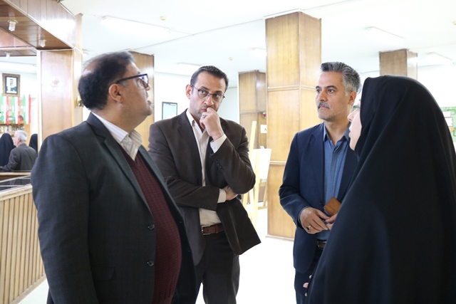 بخش ویژه کتاب ایثار و شهادت در کتابخانه عمومی شهید شاهچراغی دامغان راهاندازی شد