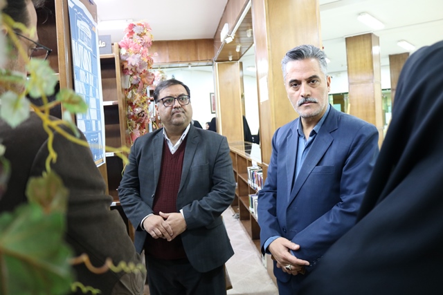 بخش ویژه کتاب ایثار و شهادت در کتابخانه عمومی شهید شاه‌چراغی دامغان راه‌اندازی شد