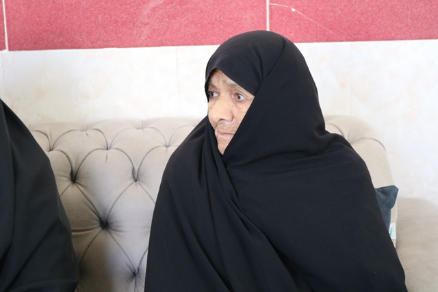 دیدار مدیرکل کتابخانه‌های عمومی سمنان و فرماندار دامغان با خانواده شهید والامقام حاج قدرت الله هراتیان