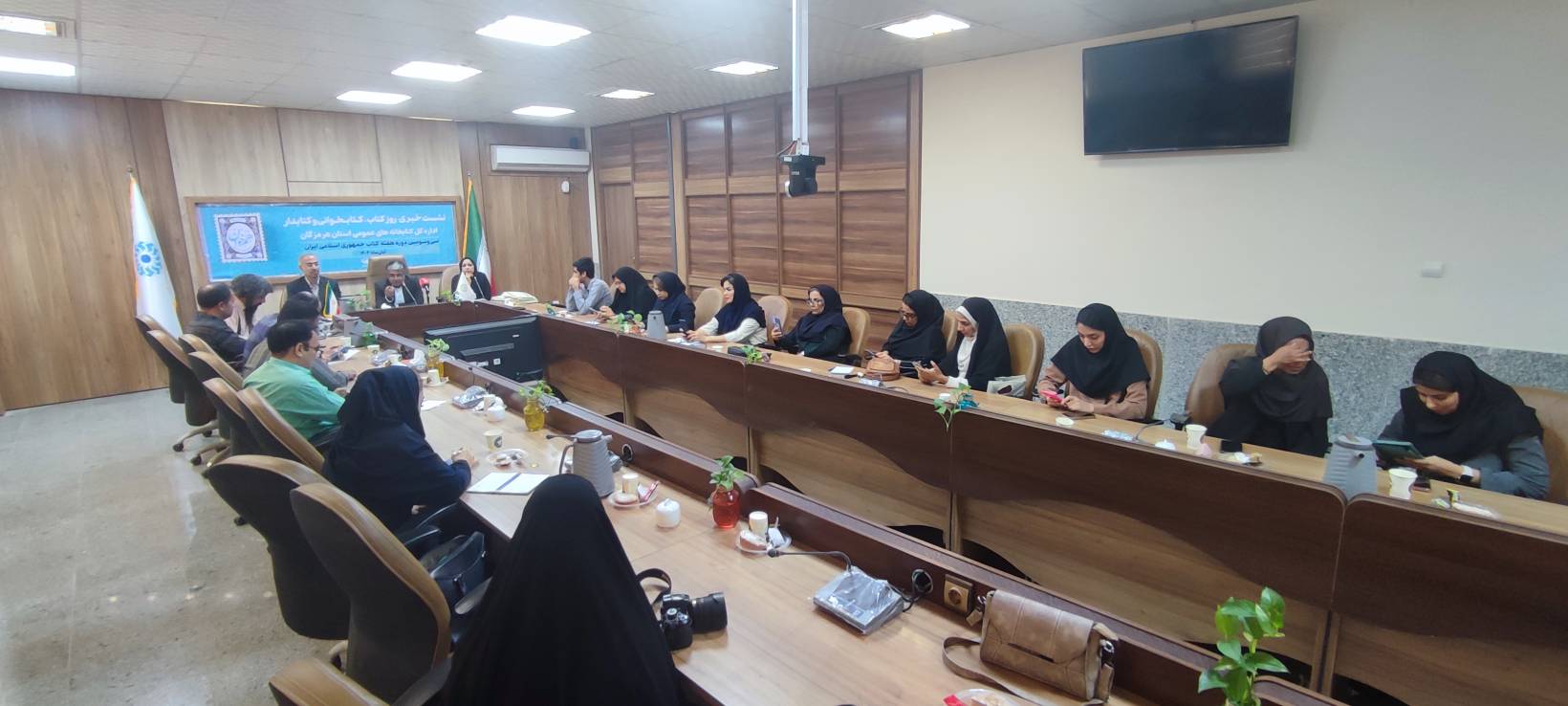 بیش از ۵۰۰ برنامه فرهنگی و ادبی در هفته کتاب هرمزگان برگزار میشود