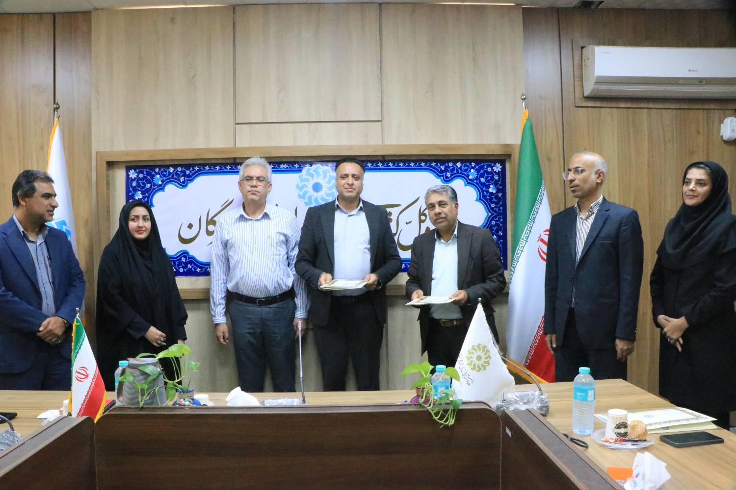 پیوند «کار و کتاب» در هرمزگان؛ تفاهم‌نامه همکاری اداره‌کل کتابخانه‌های عمومی و اداره‌کل تعاون امضا شد