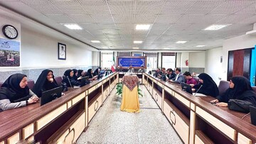 نشست خبری مدیرکل کتابخانه های عمومی استان زنجان با اصحاب رسانه