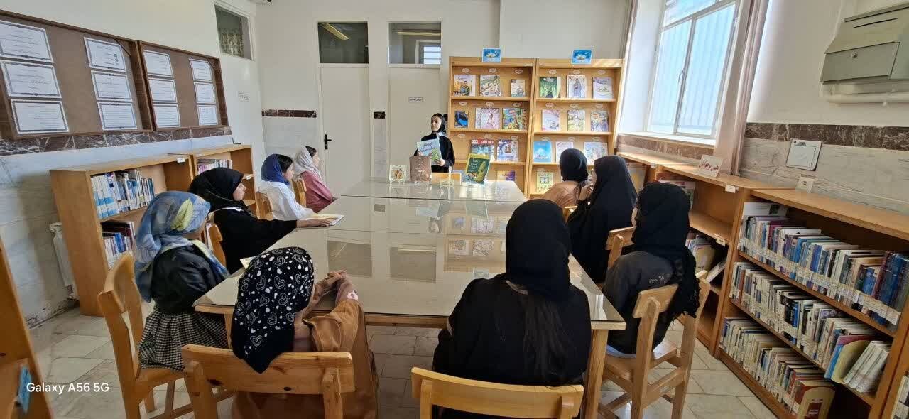 هفته کتاب؛ تجلی همدلی کتابداران استان مرکزی برای ترویج فرهنگ مطالعه