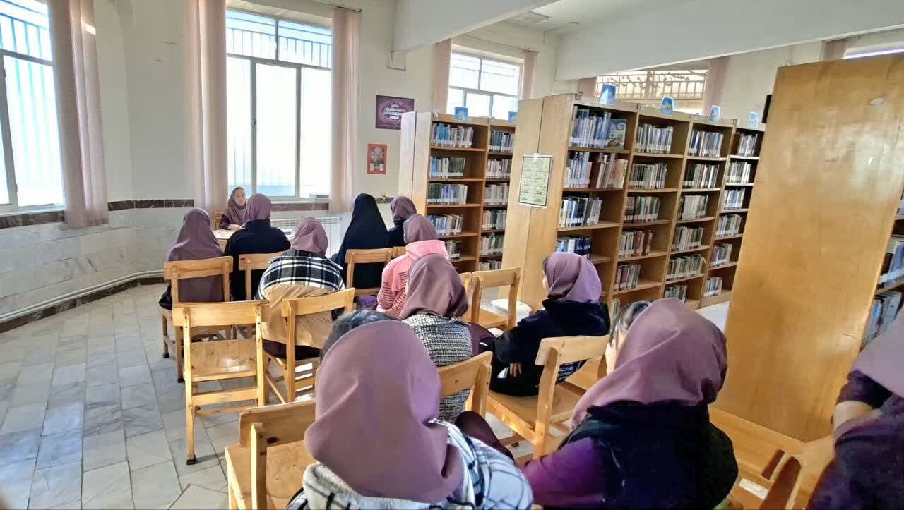 هفته کتاب؛ تجلی همدلی کتابداران استان مرکزی برای ترویج فرهنگ مطالعه