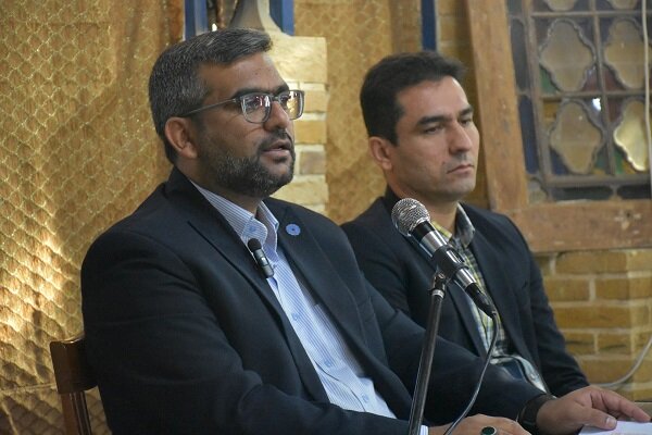 برگزاری ۱۱۰۰ برنامه در کتابخانه های عمومی فارس به مناسبت هفته کتاب/ افزایش ۵۶ درصدی زیرساختهای کتابخانه ای شیراز