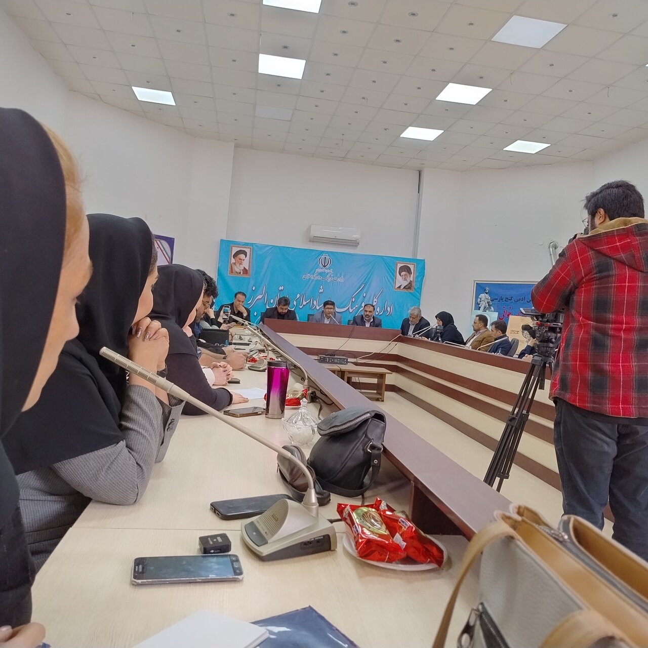 اجرای بیش از ۵۰۰ برنامه فرهنگی در ایام هفته کتاب در کتابخانههای عمومی البرز