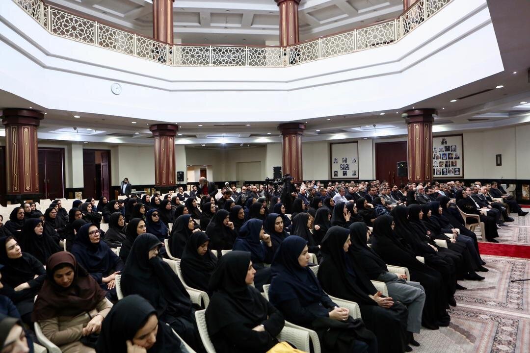 کتابخانه‌ها باید از فضای حفظ و نگهداری کتاب فراتر بروند