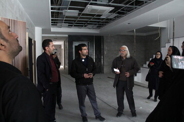 تور بازدید خبرنگاران استان مرکزی از پروژه کتابخانه مرکزی اراک