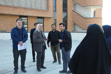 تور بازدید خبرنگاران استان مرکزی از پروژه کتابخانه مرکزی اراک