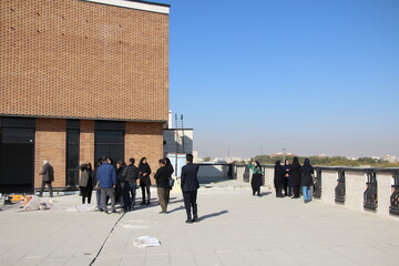 تور بازدید خبرنگاران استان مرکزی از پروژه کتابخانه مرکزی اراک