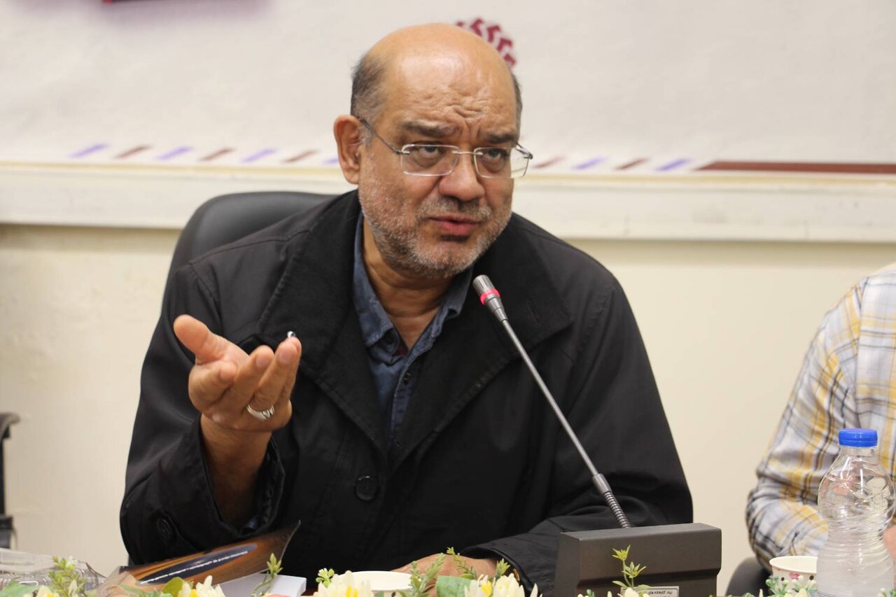 آیین رونمایی از کتاب «ضیافت شعر، شطح و اندیشه» در گرگان برگزار شد