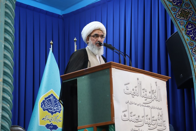 بخشی از درآمدهای استان باید به توسعه کتابخانه‌های عمومی اختصاص یابد