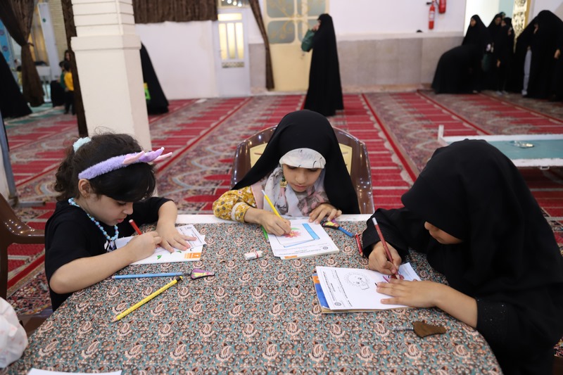 حضور پررنگ کتابداران در نماز جمعههای استان بوشهر؛ از میز خدمت تا غرفههای فرهنگی