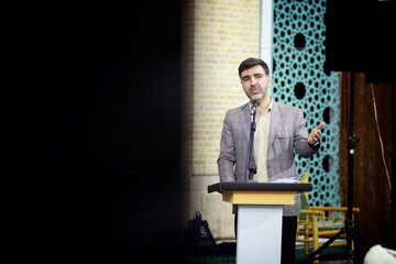 مدیرکل کتابخانه‌های عمومی استان زنجان در ویژه برنامه پرسش و پاسخ مدیران