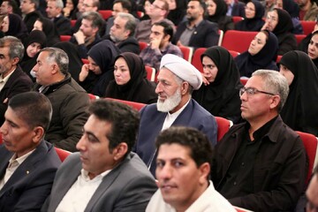 آیین گرامیداشت روز «کتاب، کتابخوانی و کتابدار» و معرفی برگزیدگان «هم‌خوان؛ نشان کتابخانه عمومی ایران»