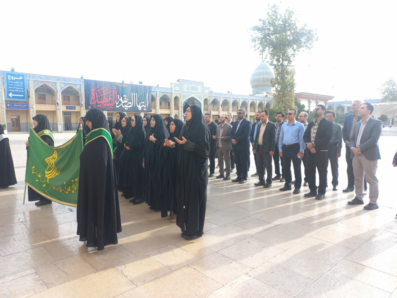 تجدید میثاق کتابداران کتابخانههای عمومی استان فارس با امین ولایت و آرمانهای شهدا