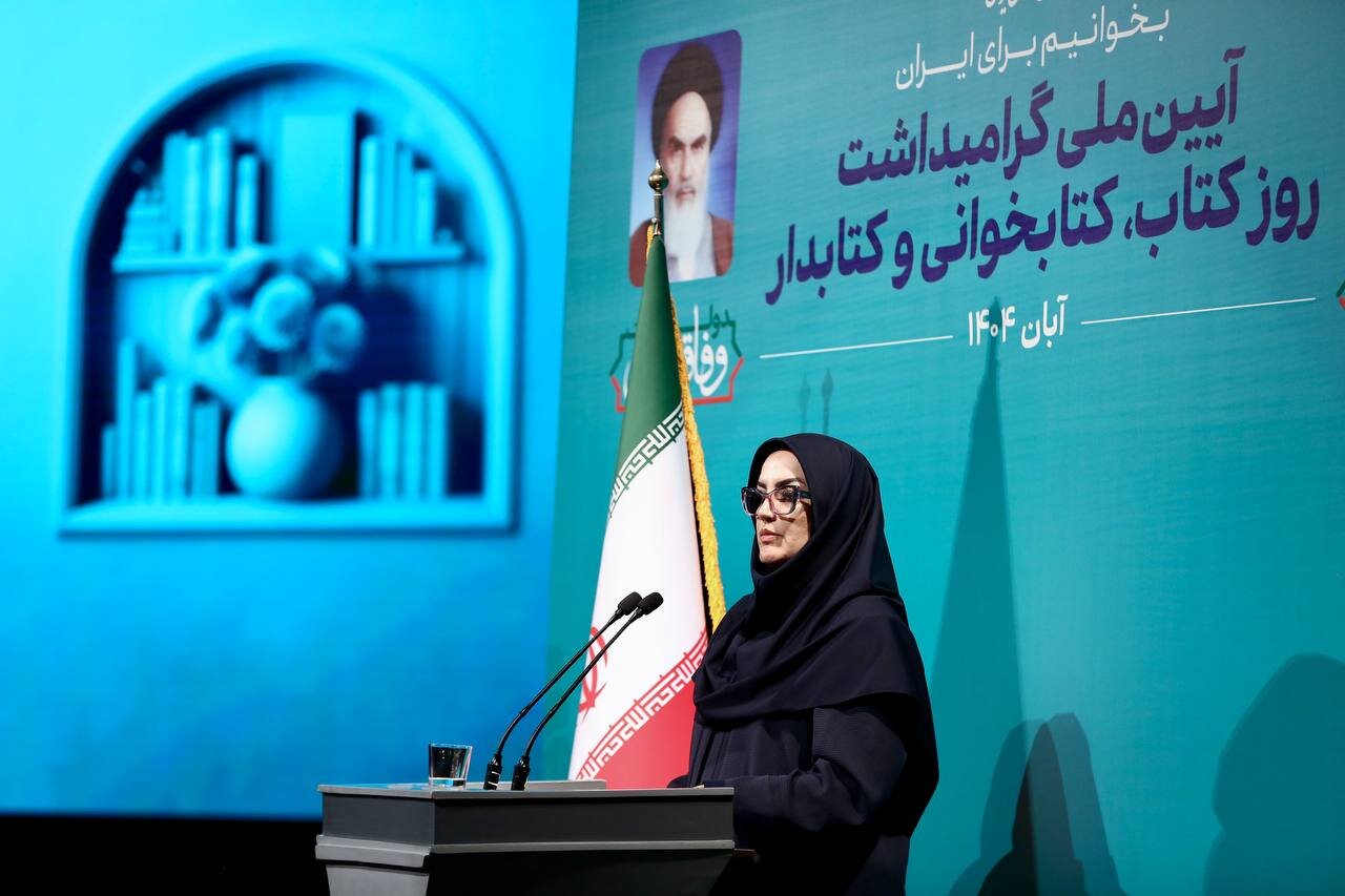 کتابخانه‌های عمومی می‌توانند نقشی تعیین‌کننده در ساخت جامعه‌ای پیشرو برای ایران آینده ایفا کنند