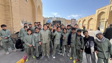 حضور مدیرکل کتابخانه‌های عمومی یزد در ویژه‌برنامه پرسش و پاسخ مدیران، پیش از خطبه‌های نمازجمعه استان