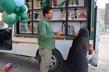 حضور مدیرکل کتابخانه‌های عمومی یزد در ویژه‌برنامه پرسش و پاسخ مدیران، پیش از خطبه‌های نمازجمعه استان