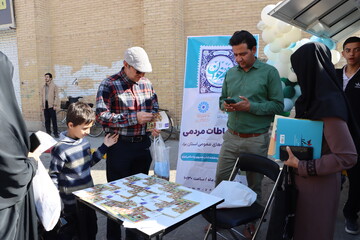 حضور مدیرکل کتابخانه‌های عمومی یزد در ویژه‌برنامه پرسش و پاسخ مدیران، پیش از خطبه‌های نمازجمعه استان