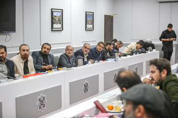 نشست مطبوعاتی قم