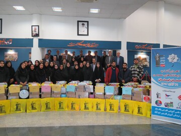 آیین اهدای کتاب از سوی بنیاد علمی آموزشی قلم‌چی به کتابخانه‌های عمومی لرستان برگزار شد