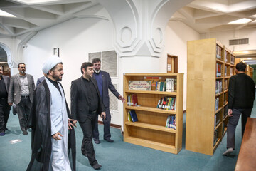 بازدید حرم مطهر قم