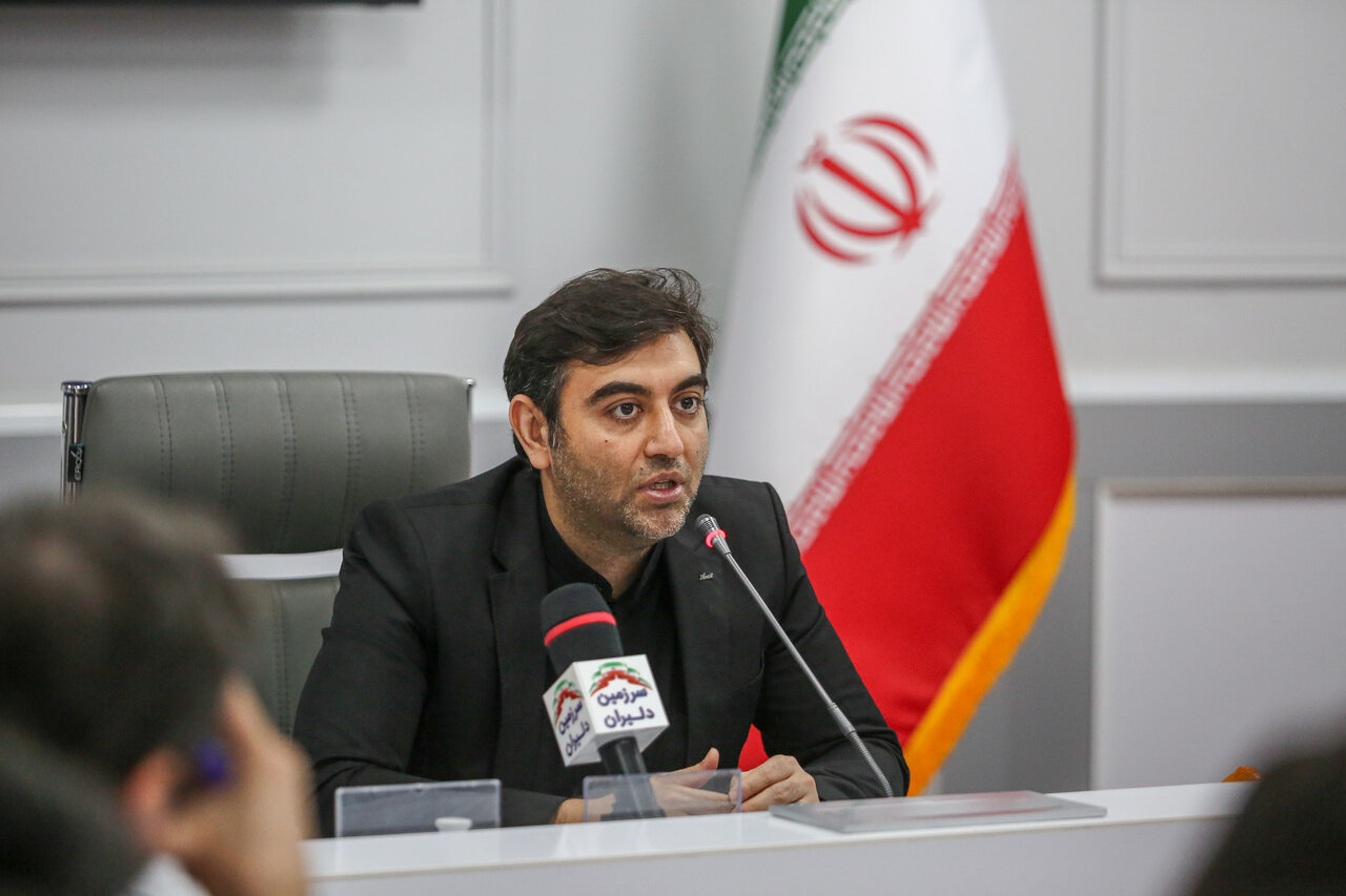 نشست مطبوعاتی سرپرست ادارهکل کتابخانههای عمومی استان قم برگزار شد