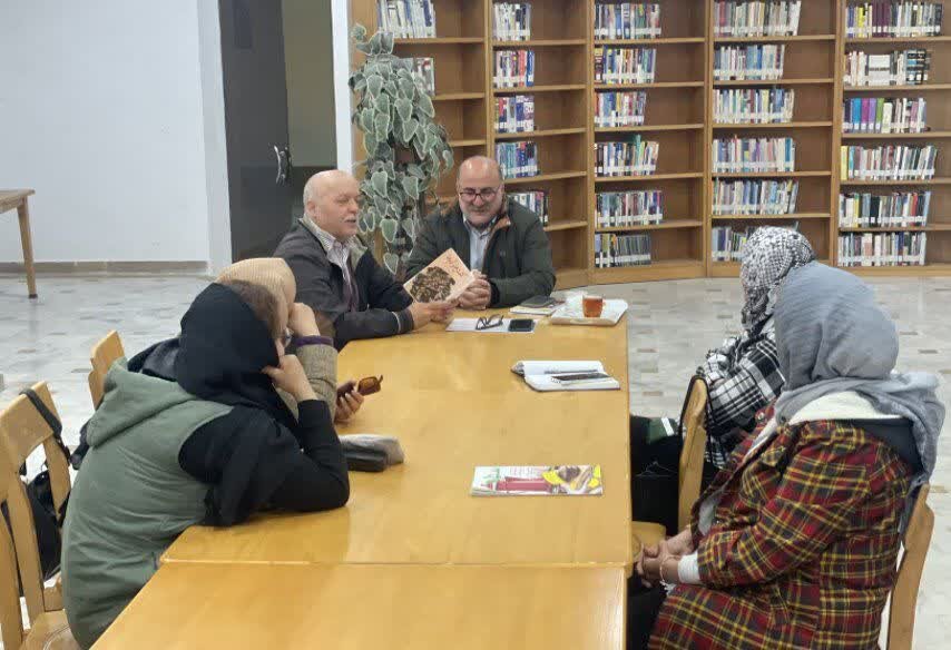 زنگ کتابخوانی در استان مرکزی به صدا درآمد