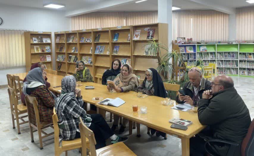 زنگ کتابخوانی در استان مرکزی به صدا درآمد