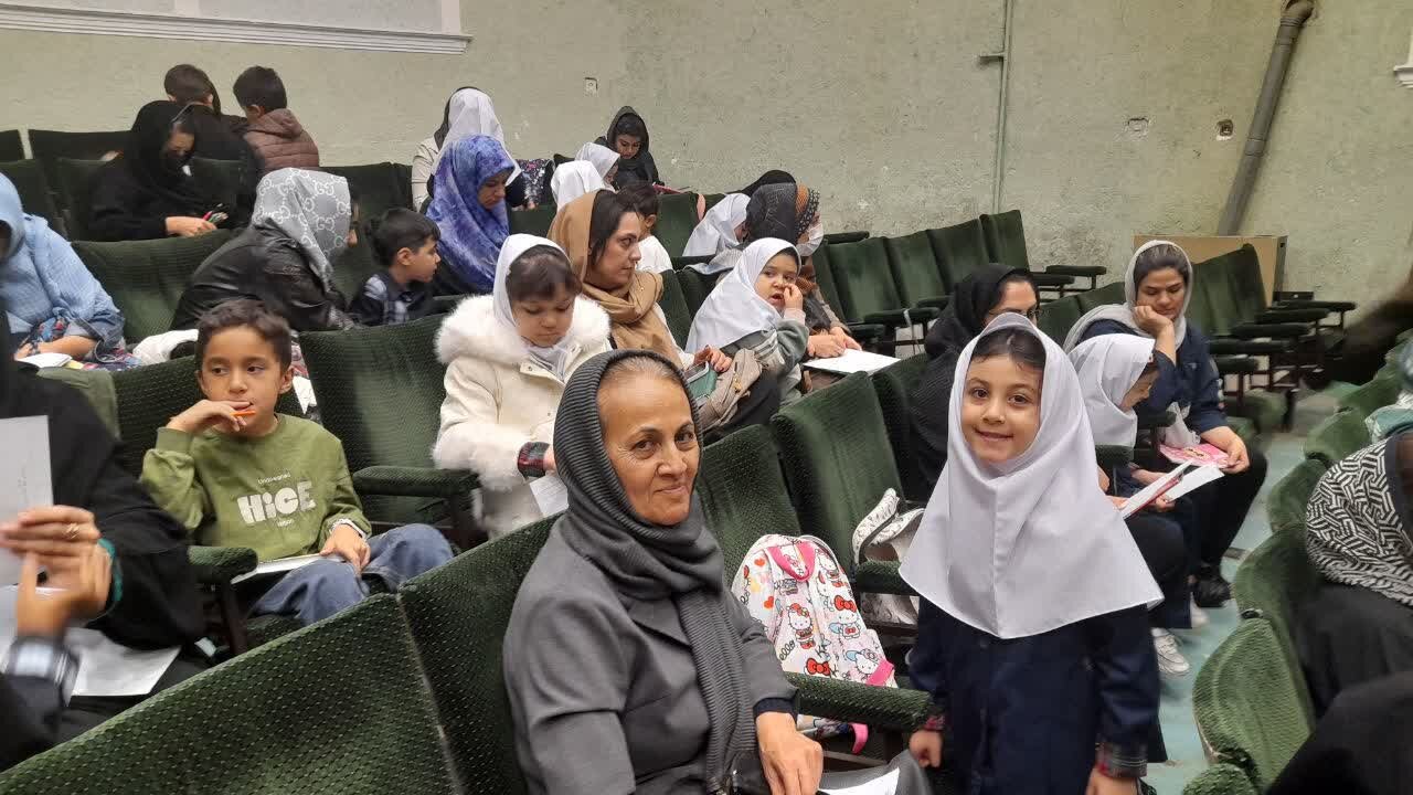 کتابخانه‌های عمومی استان مرکزی صحنه همدلی، آموزش و خلاقیت فرهنگی