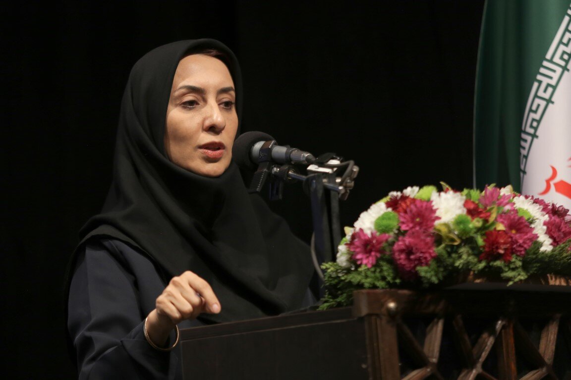 نگاه سنتی به کتابخانه‌های عمومی باید تغییر کند