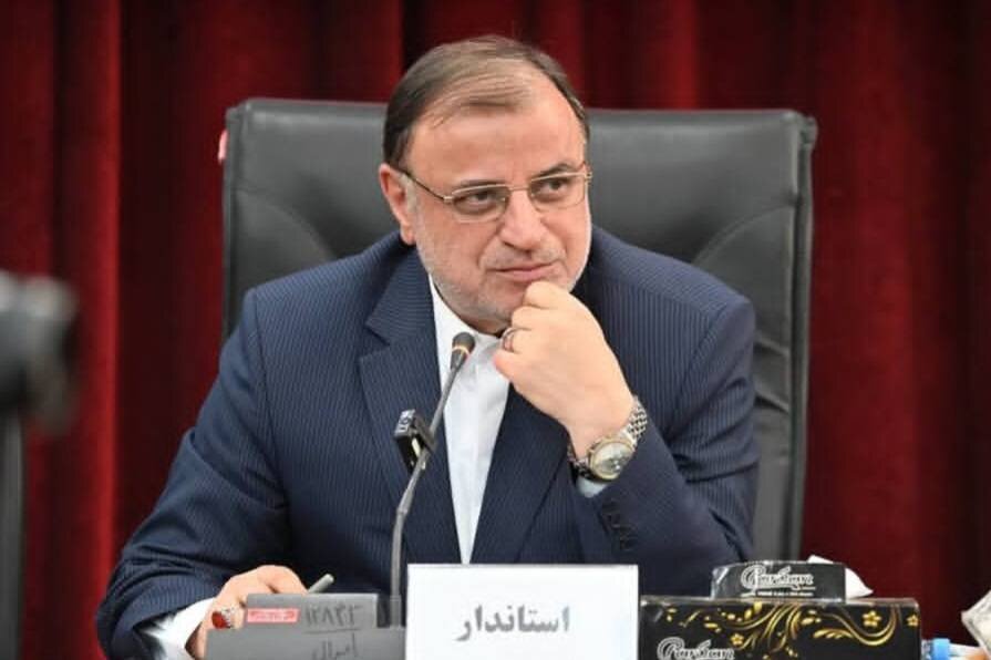 کتاب، چراغ ماندگار دانایی و راهنمای جامعه به سوی تعالی است