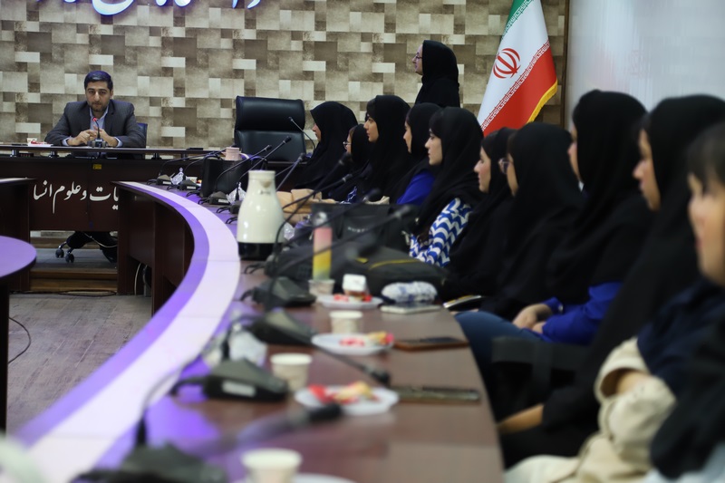 آموزشهای سنتی کافی نیست؛ دانشجویان باید مهارتهای ارتباطی و ترویجی بیاموزند