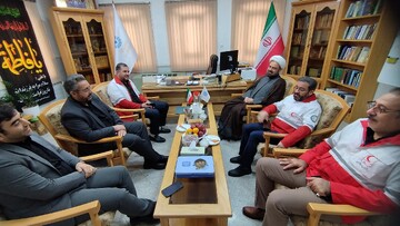تقدیر و تبریک مدیرعامل هلال احمر قم از سرپرست اداره‌کل کتابخانه‌های عمومی استان