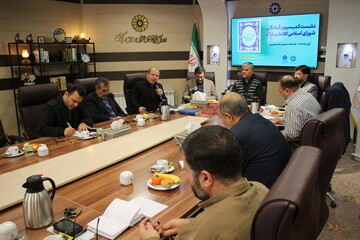 نشست کمیسیون فرهنگی، اجتماعی و ورزشی شورای اسلامی شهر اراک در کتابخانه