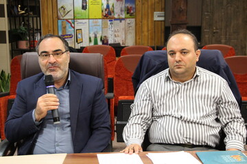 نشست کمیسیون فرهنگی، اجتماعی و ورزشی شورای اسلامی شهر اراک در کتابخانه