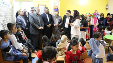 بازدید معاون وزیر فرهنگ و ارشاد اسلامی از دو کتابخانه عمومی پایتخت کتاب ایران