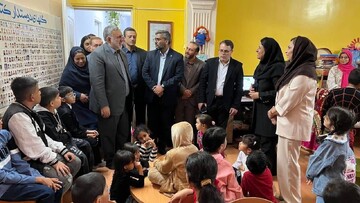 بازدید معاون وزیر فرهنگ و ارشاد اسلامی از دو کتابخانه عمومی پایتخت کتاب ایران