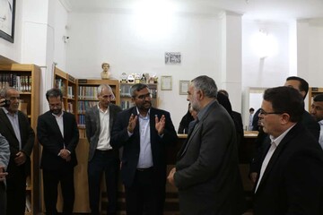 بازدید معاون وزیر فرهنگ و ارشاد اسلامی از دو کتابخانه عمومی پایتخت کتاب ایران