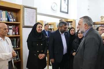 بازدید معاون وزیر فرهنگ و ارشاد اسلامی از دو کتابخانه عمومی پایتخت کتاب ایران