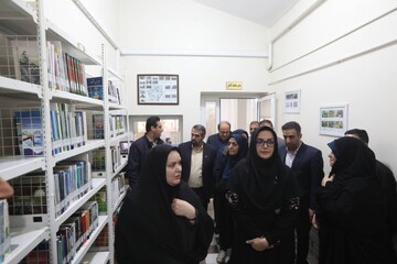 رونمایی از یادمان یکصد سالگی کتابخانه عمومی شیخ شهاب‌الدین اهری